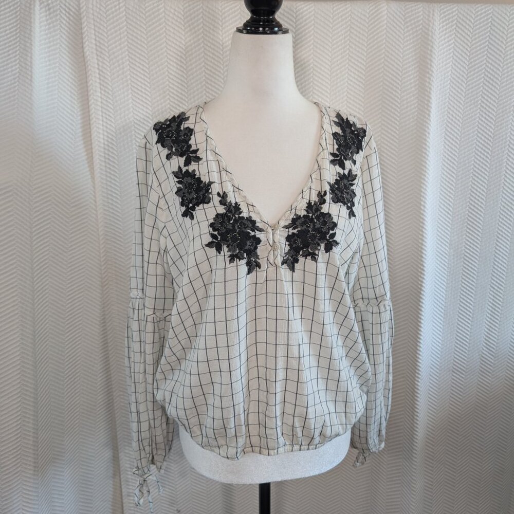 Abercrombie & Fitch Embroidered Peasant Blouse White Black Checkered Boho Large